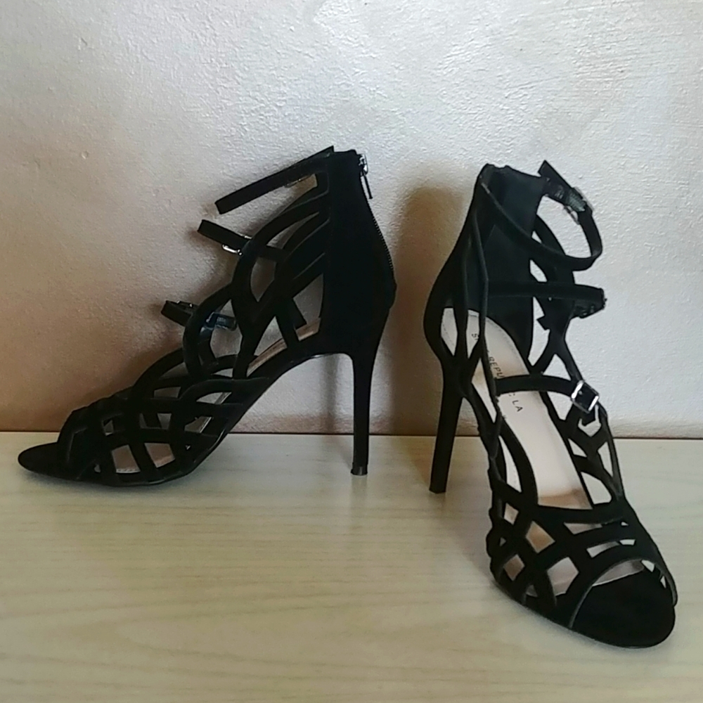 Elegent Shoe Republic LA.